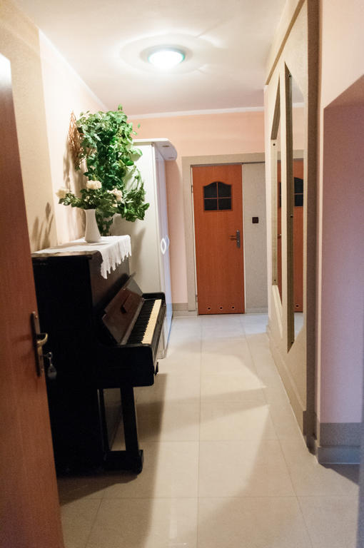 Uslugi Hotelarskie Las Vegas Międzyrzec Podlaski Exteriér fotografie